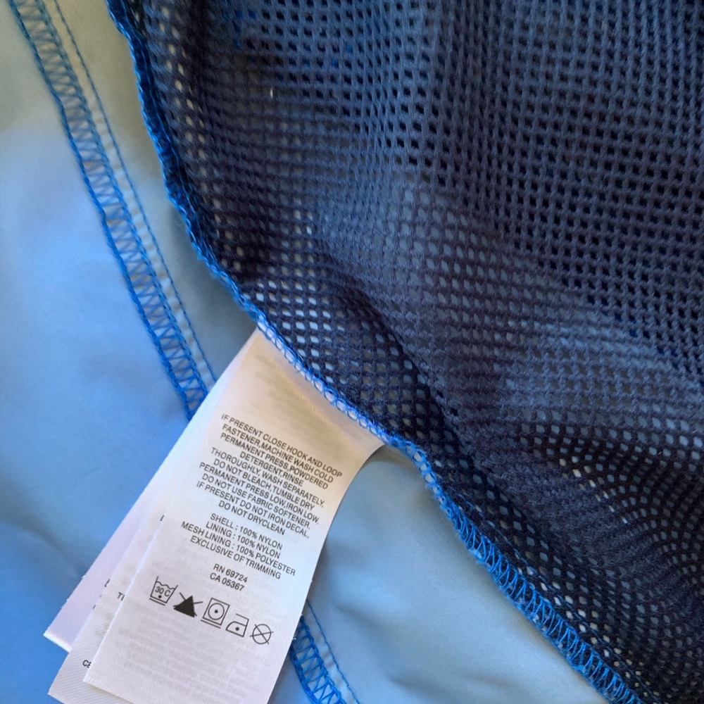Packable Columbia Jacket Size Medium - image 4